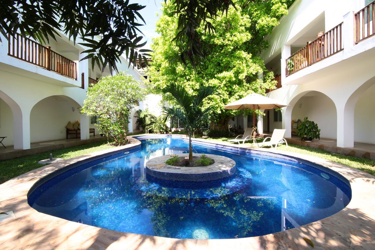 Alexanders Hotel Dar es Salaam Exterior foto